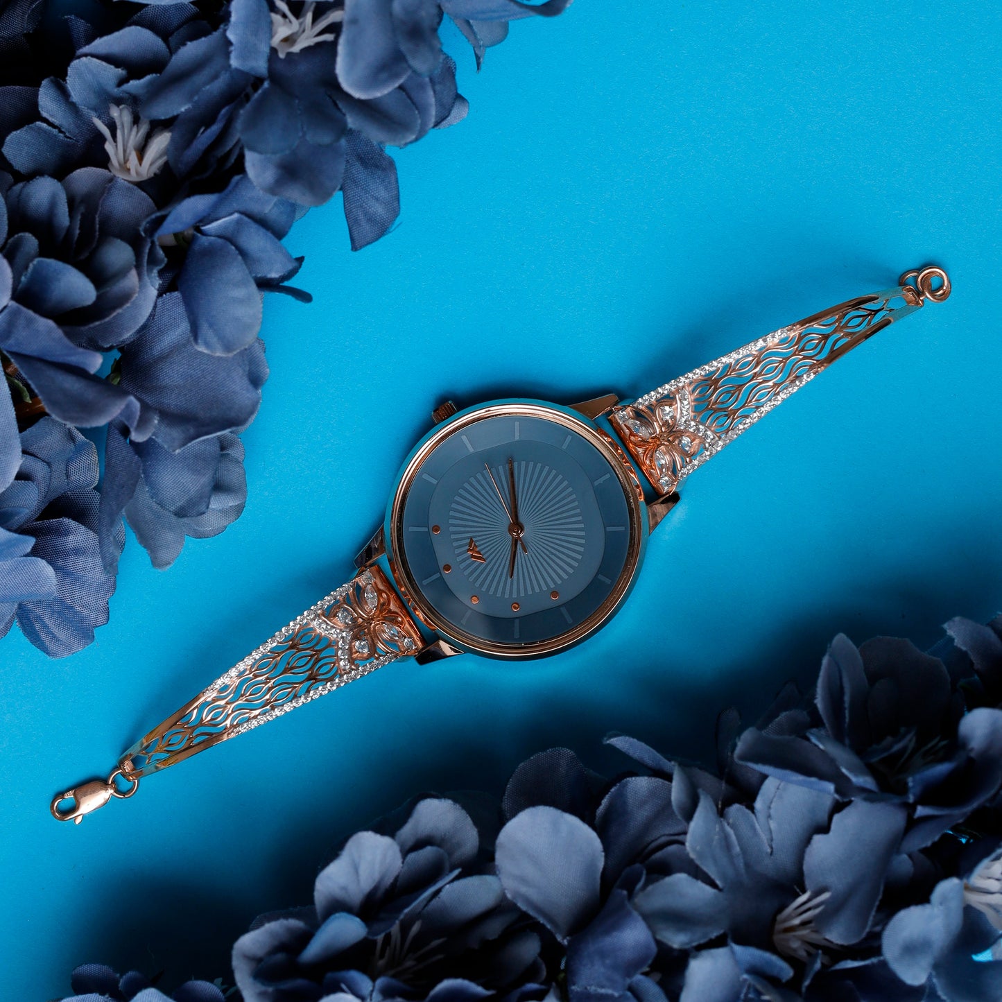 Rose Dial Analogue Fashion Watch with Mesh Strap For Women